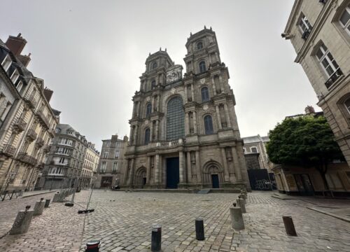 Rennes: Private Walking Tour in the heart of the City