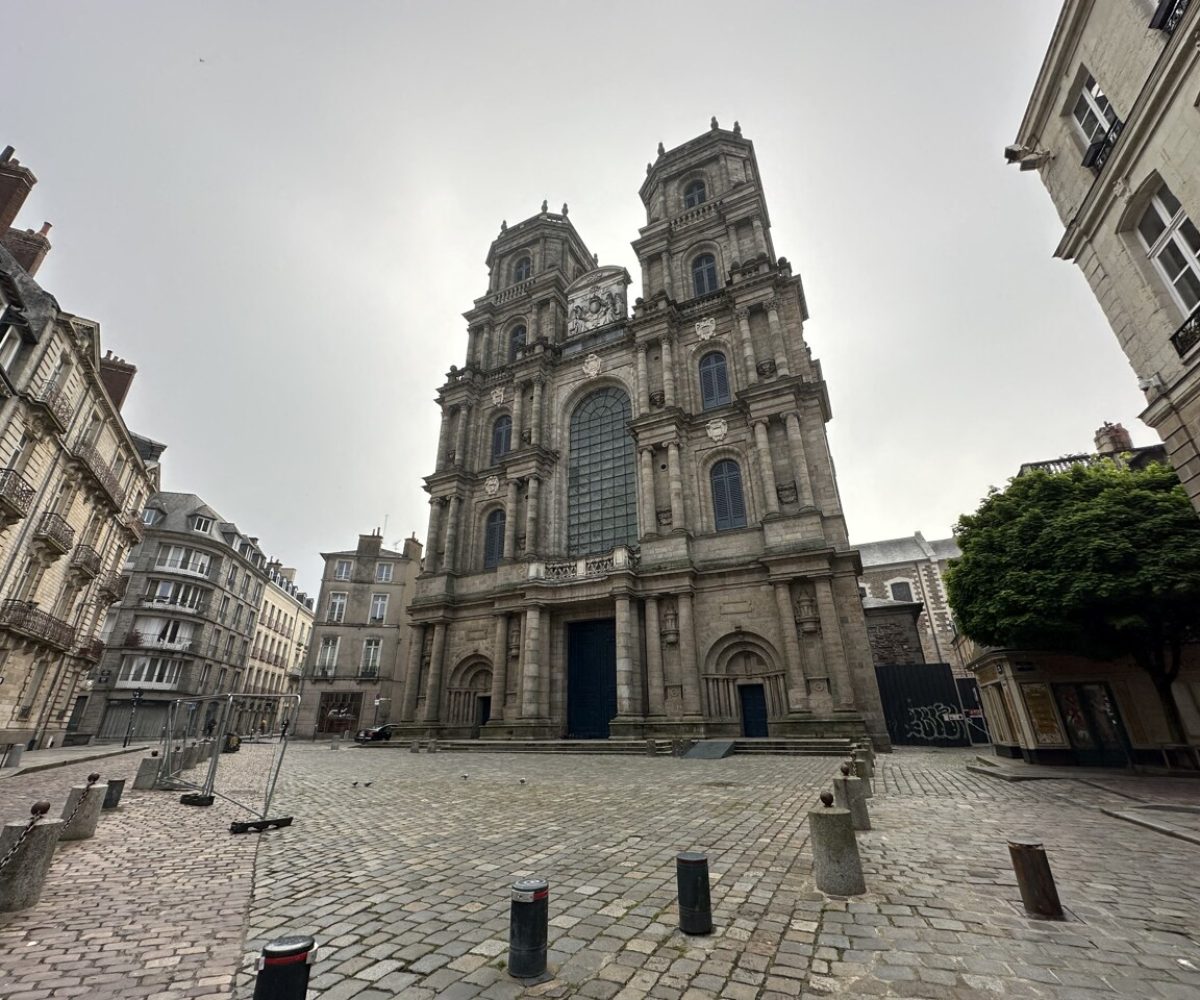 rennes-cathedrale-saint-pierre-religion-messe-edifice-religieux-place-saint-pierre-centre-historique